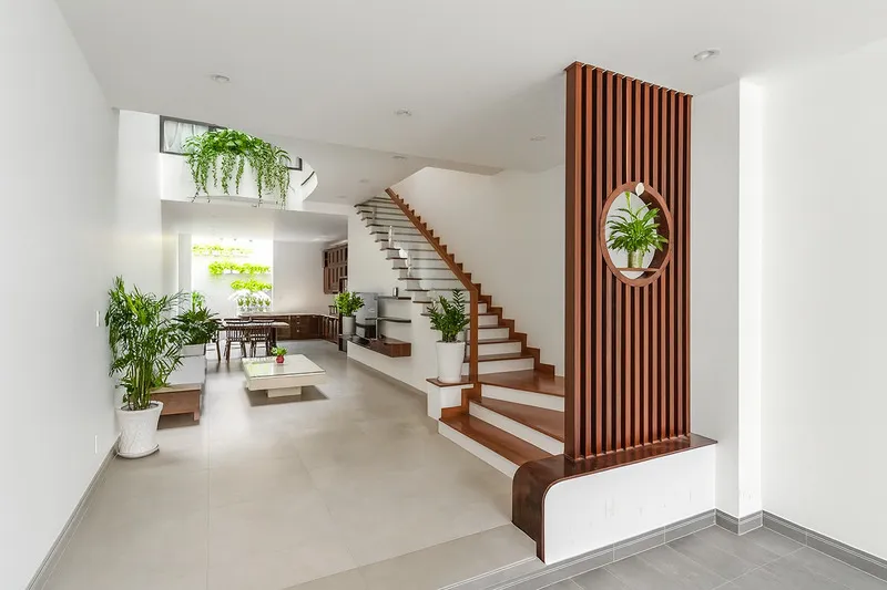 Hướng dẫn chọn gạch lát nền phòng khách cho nhà ống phù hợp